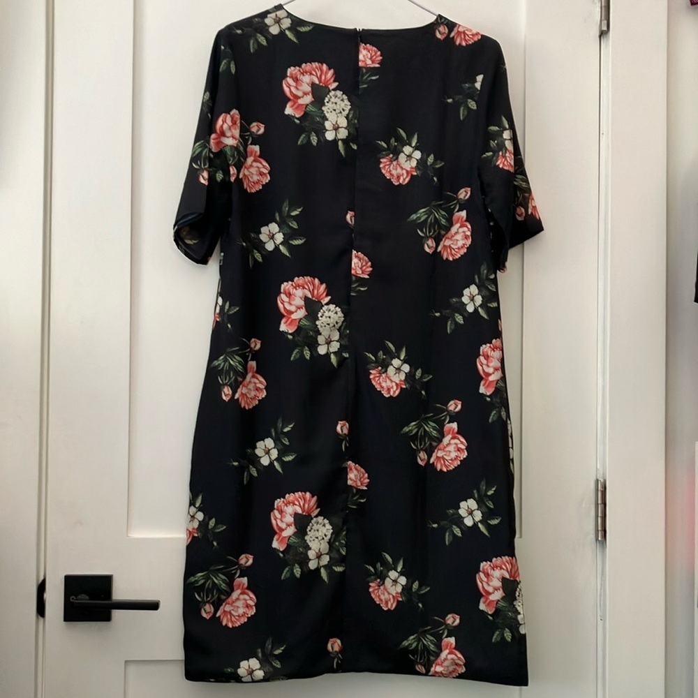 Pink Martini medium women’s Black Floral Midi Dress